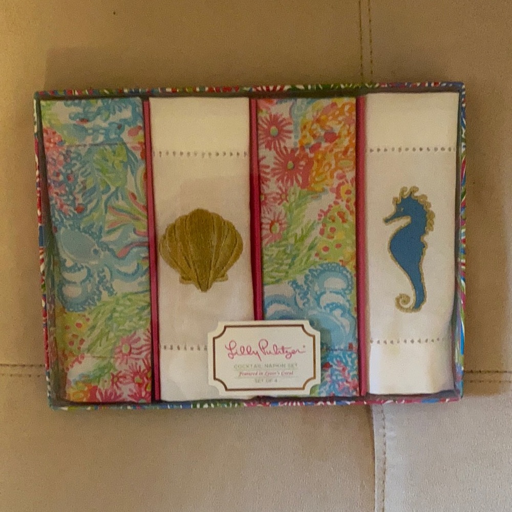 Lilly Pulitzer Embroidered Cocktail Napkins Set of 4 New in Box